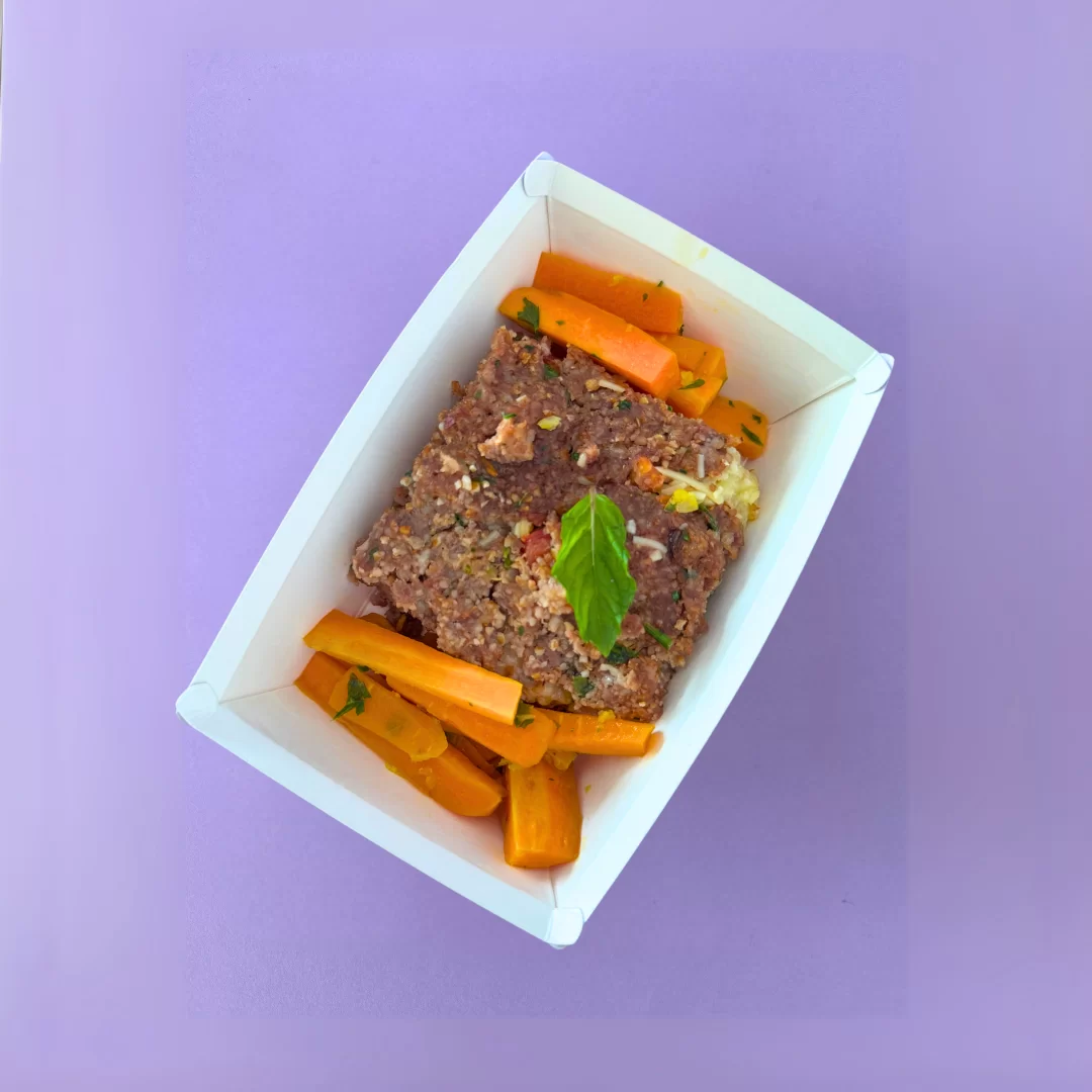Dessa Nutri - Comer Saudável é Possível Quibe assado com cenouras salteadas